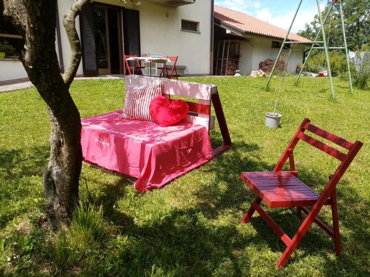 Bed and Breakfast La Vie En Rose à Buia Extérieur photo