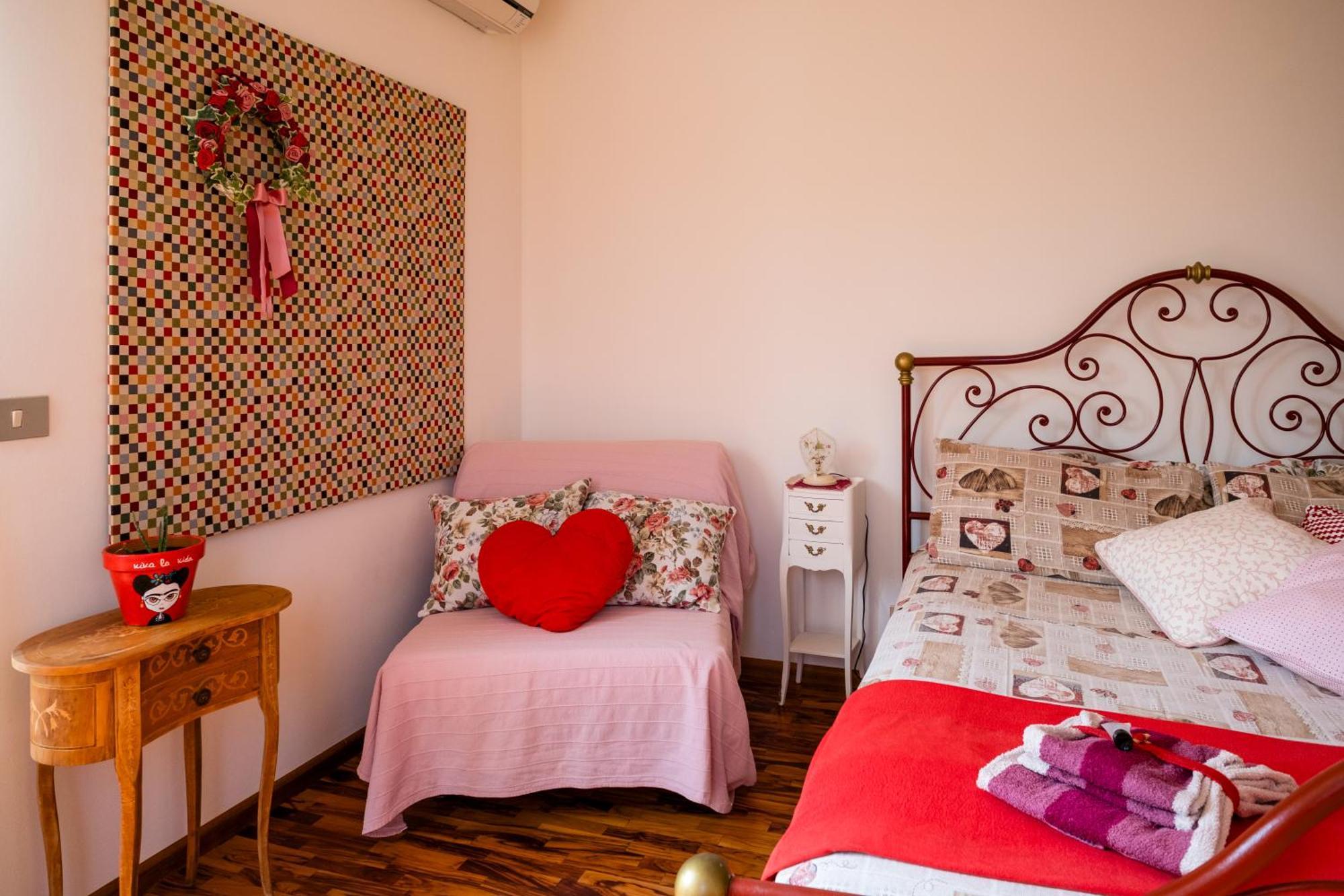 Bed and Breakfast La Vie En Rose à Buia Extérieur photo